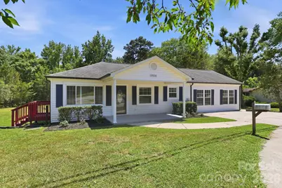 2964 Lane Street, Kannapolis, NC 28083 - Photo 1
