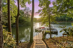 1313 High Trail Dr, Nebo, NC 28761 - Photo 3