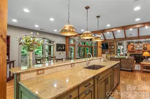 1313 High Trail Dr, Nebo, NC 28761 - Photo 15