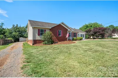 114 Glenwood Valley Drive, Harmony, NC 28634 - Photo 37
