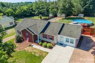 114 Glenwood Valley Dr, Harmony, NC 28634 - Photo 1