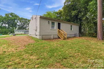 2725 Thornton Road, Charlotte, NC 28208 - Photo 15