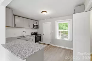 2725 Thornton Rd, Charlotte, NC 28208 - Photo 5