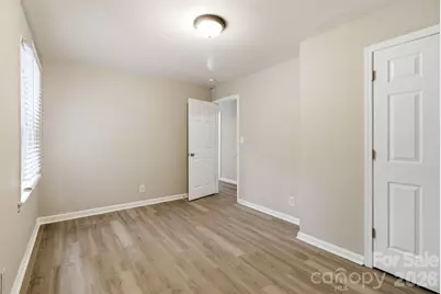 2725 Thornton Road, Charlotte, NC 28208 - Photo 13