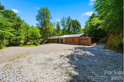 1857 Creekside Place, Lenoir, NC 28645 - Photo 3