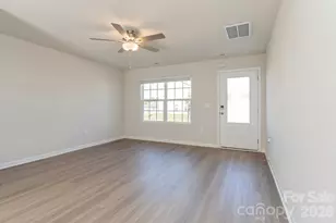 6248 Lowe Ln, Charlotte, NC 28214 - Photo 11