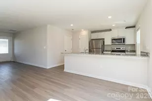 6248 Lowe Ln, Charlotte, NC 28214 - Photo 9