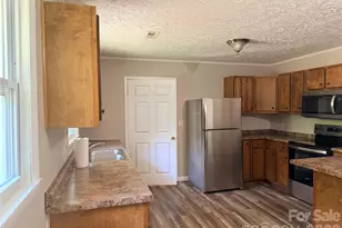 267 Hoopaugh Ave, Ellenboro, NC 28040 - Photo 9