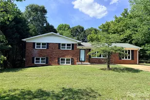 267 Hoopaugh Ave, Ellenboro, NC 28040 - Photo 1