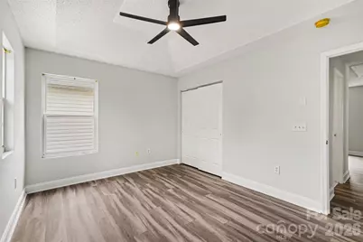 6010 Raisin Tree Lane, Charlotte, NC 28215 - Photo 23