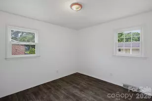 149 Dobbins St, Wallace, NC 28466 - Photo 15