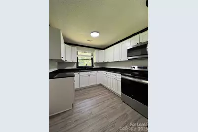 1214 Northwoods Drive, Kings Mountain, NC 28086 - Photo 3