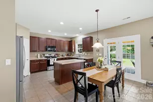 266 Wildbriar Rd, Fletcher, NC 28732 - Photo 13