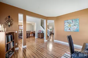 266 Wildbriar Rd, Fletcher, NC 28732 - Photo 23