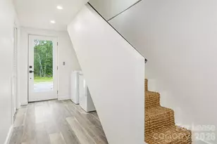 286 Berkeley Rd, Hendersonville, NC 28792 - Photo 11
