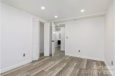 286 Berkeley Road, Hendersonville, NC 28792 - Photo 15