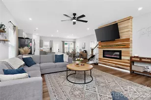 9134 Ramsford Ct, Charlotte, NC 28227 - Photo 3