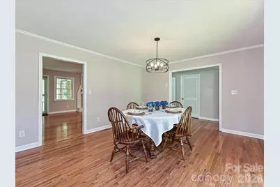218 Sturbridge Drive, Charlotte, NC 28214 - Photo 9
