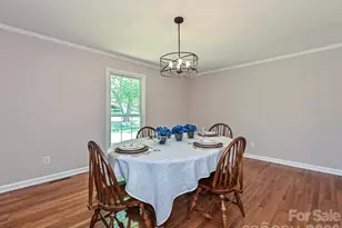 218 Sturbridge Dr, Charlotte, NC 28214 - Photo 7