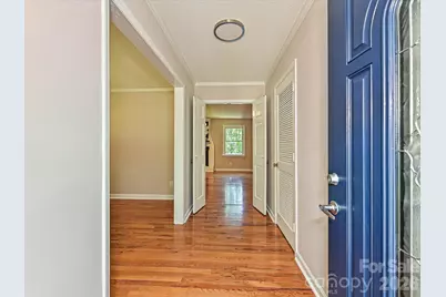 218 Sturbridge Drive, Charlotte, NC 28214 - Photo 5