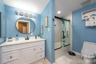 65 Walnut St, Marion, NC 28752 - Photo 17