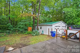 8904 Gosnell Dr, Charlotte, NC 28227 - Photo 25