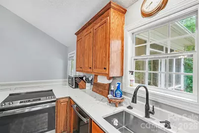 8904 Gosnell Drive, Charlotte, NC 28227 - Photo 11
