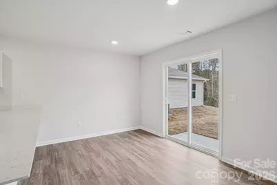 939 Kinnerton Trail, Spartanburg, SC 29301 - Photo 5