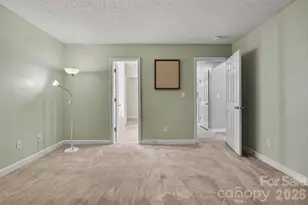 9229 Simonton Dr, Charlotte, NC 28269 - Photo 19