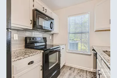 8281 Golf Ridge Drive, Charlotte, NC 28277 - Photo 5
