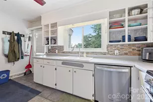 2736 Palm Ave, Charlotte, NC 28205 - Photo 11