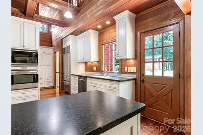350 Shasta Lane, Charlotte, NC 28211 - Photo 9