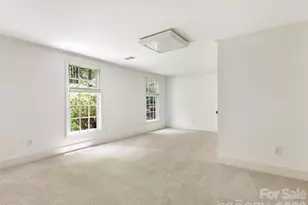 350 Shasta Ln, Charlotte, NC 28211 - Photo 23