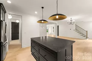 3031 Mathis Dr, Charlotte, NC 28208 - Photo 29