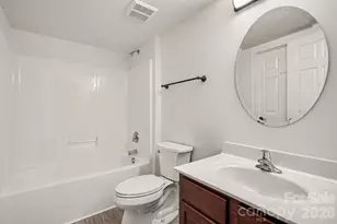 12727 Bullock Greenway Blvd, Charlotte, NC 28277 - Photo 17
