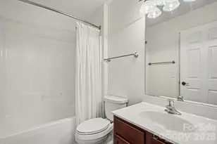 12727 Bullock Greenway Blvd, Charlotte, NC 28277 - Photo 23