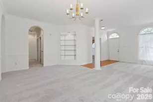 2017 Legend Creek Ln, Charlotte, NC 28227 - Photo 5