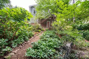 28 Chatham Rd, Asheville, NC 28804 - Photo 31