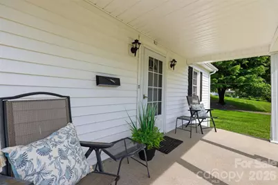 267 S Center Street, Taylorsville, NC 28681 - Photo 5