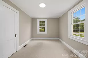 267 S Center St, Taylorsville, NC 28681 - Photo 25