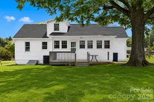 267 S Center St, Taylorsville, NC 28681 - Photo 37