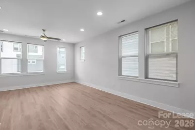570 W End Drive, Charlotte, NC 28208 - Photo 9