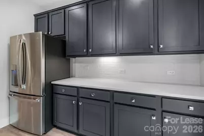 570 W End Drive, Charlotte, NC 28208 - Photo 23