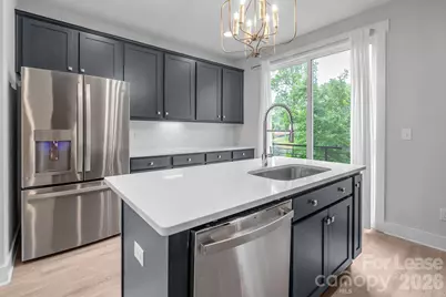 570 W End Drive, Charlotte, NC 28208 - Photo 17