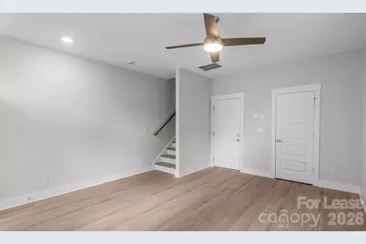 570 W End Drive, Charlotte, NC 28208 - Photo 7
