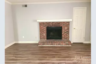 2141 Selwyn Avenue #111, Charlotte, NC 28207 - Photo 5