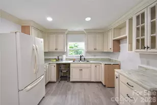 622 Green St Loop, Marion, NC 28752 - Photo 3