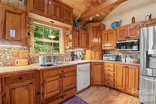 76 Winsome Trail, Hendersonville, NC 28739 - Photo 19
