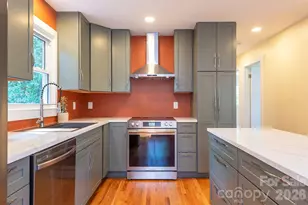 32 Harnett St, Asheville, NC 28806 - Photo 15