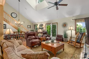 233 Rocky Face Dr, Canton, NC 28716 - Photo 5